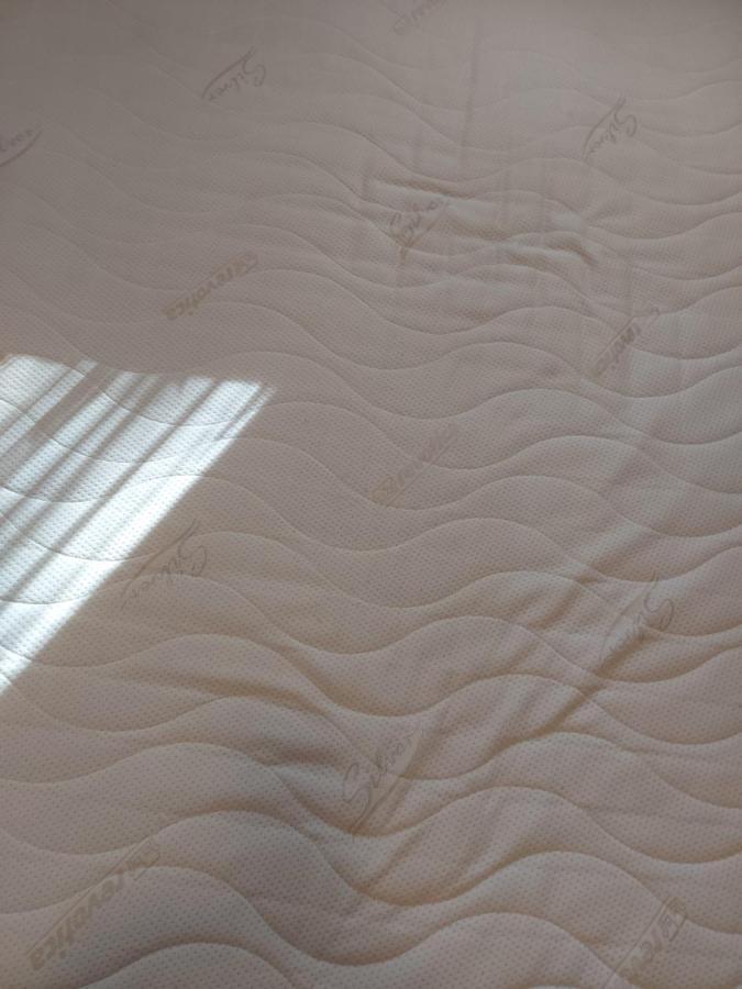 Lara Apartman Debrecen Eksteriør billede